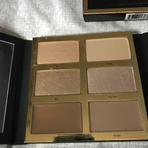 ✨TRADED TARTIEST PRO GLOW HIGHLIGHTER - Picture 5 of 5